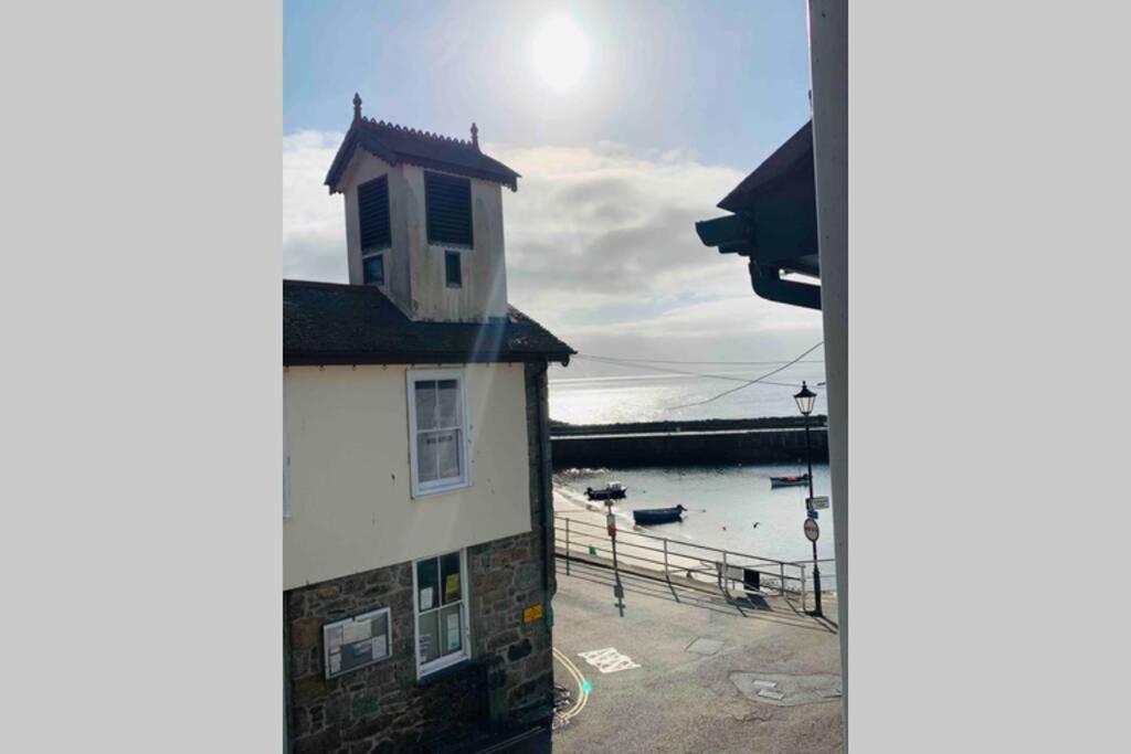 The Seawitch - Harbourside Apartment Mousehole Kültér fotó